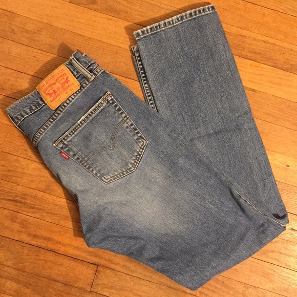Levi’s Jeans - Picture 2 of 4